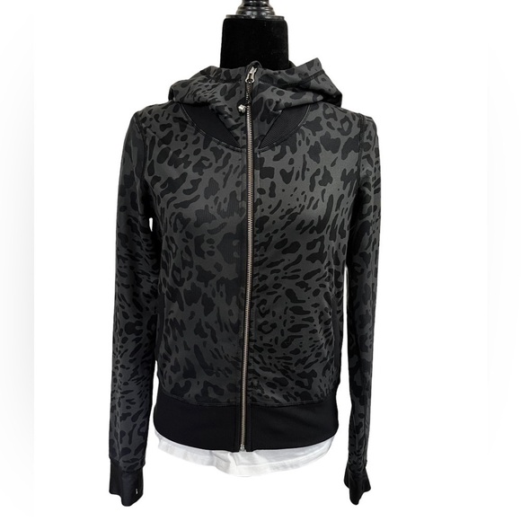 Lululemon Namaskar Hoodie Animal Print Black Size 4 - Picture 4 of 14